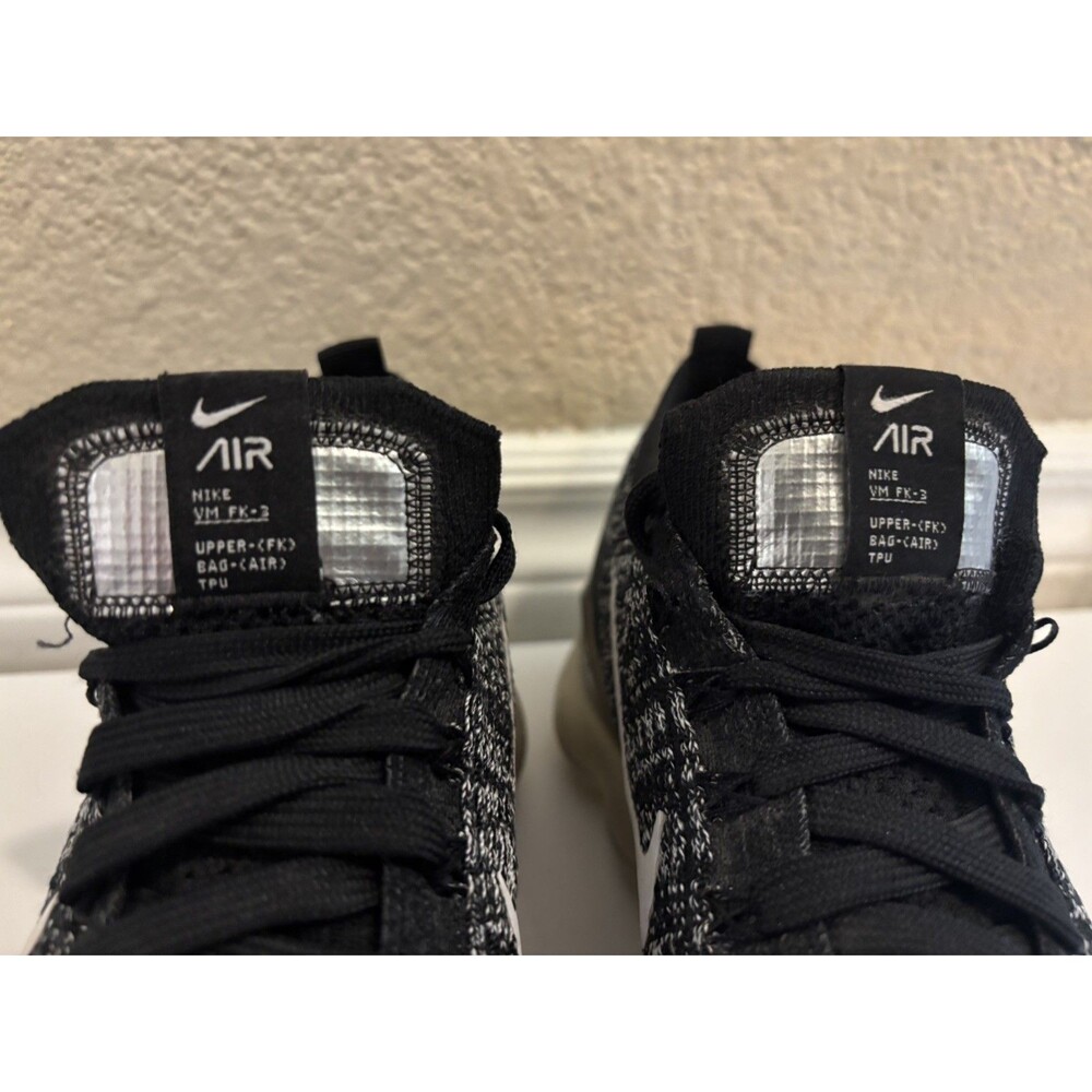 Nike Air VaporMax Flyknit 3 Oreo Black White Men’s Size 8 Excellent Condition